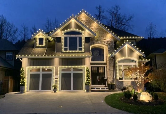 5 Reasons to Book Your Christmas Light Installation Early in Bowmanville, Clarington, Courtice, Newcastle, and Orono